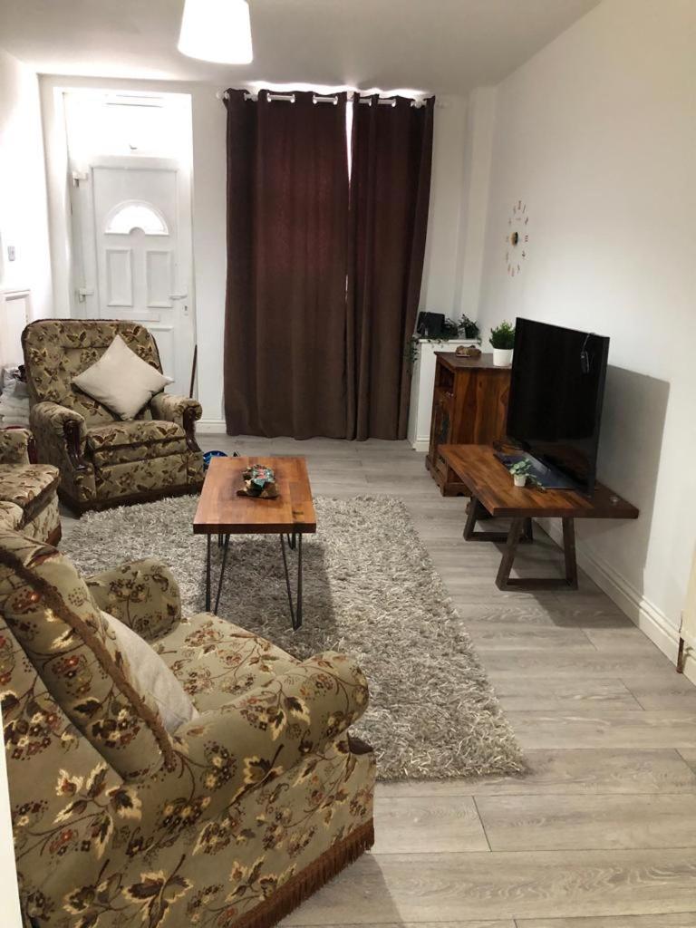 Alpha House Bed & Breakfast Londra Dış mekan fotoğraf